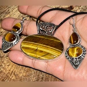 Chatoyant Tiger Eye Pendant & Earrings Set